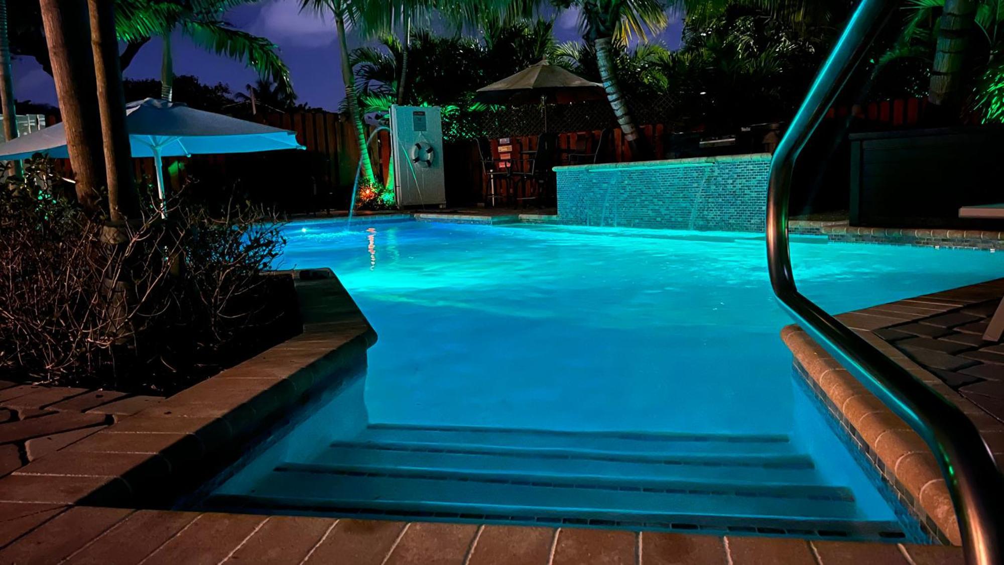 Billy'S Resort- Men Only - Solo Hombres Wilton Manors المظهر الخارجي الصورة